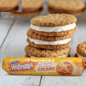 Mcvities Hobnob's Oaty Creams Vanilla Flavor Sandwich Biscuits 160G