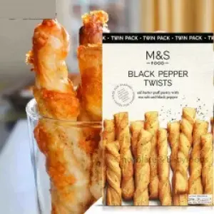 M&S Black Pepper Twists 125G