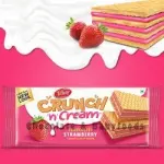 Tiffany Crunchy n Cream Strawberry Wafers 153g