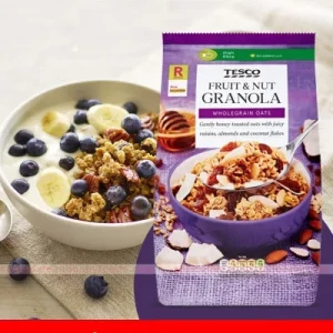 Tesco Fruit & Nut Granola Wholegrain Oats 1kg